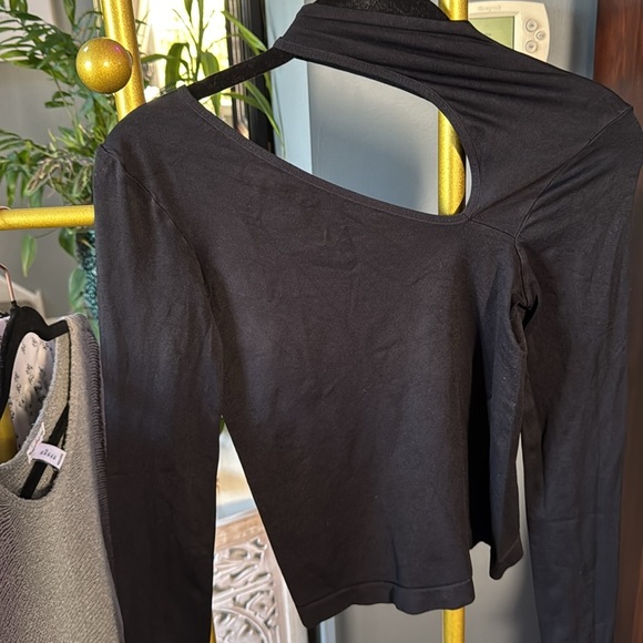 Free People intimately sold at revolve cut out long sleeve size medium/large - Picture 3 of 4